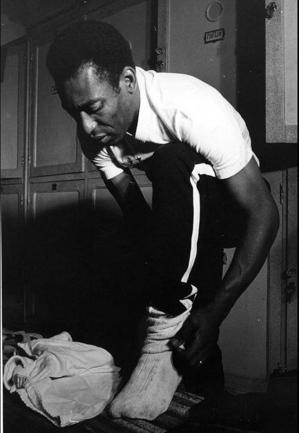 Pelé se preparando
